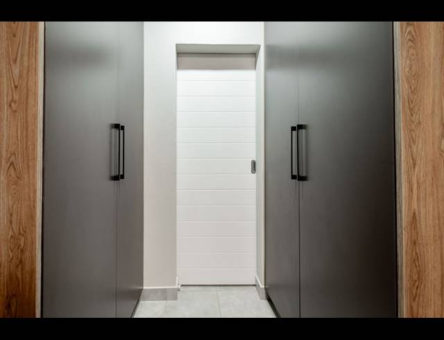 2 BEDROOM APARTMENT FOR SALE IN SINOVILLE
